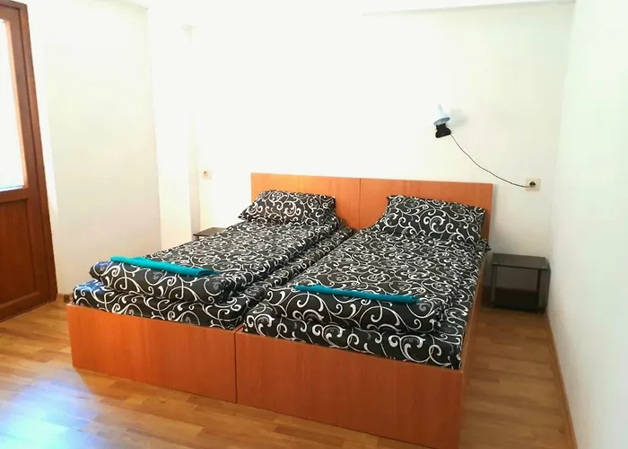 къща момина сълза